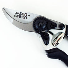 Load image into Gallery viewer, 8.5&quot; Bypass Secateurs / Pruning Shears